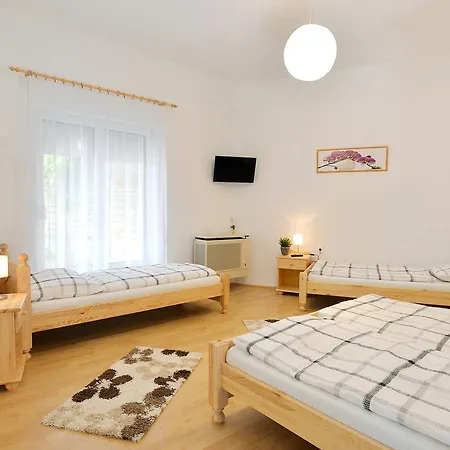 Panzió Fonix Panzio Eger